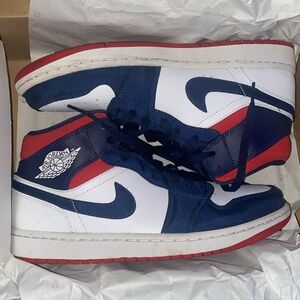 worn once and a size 9 1/2